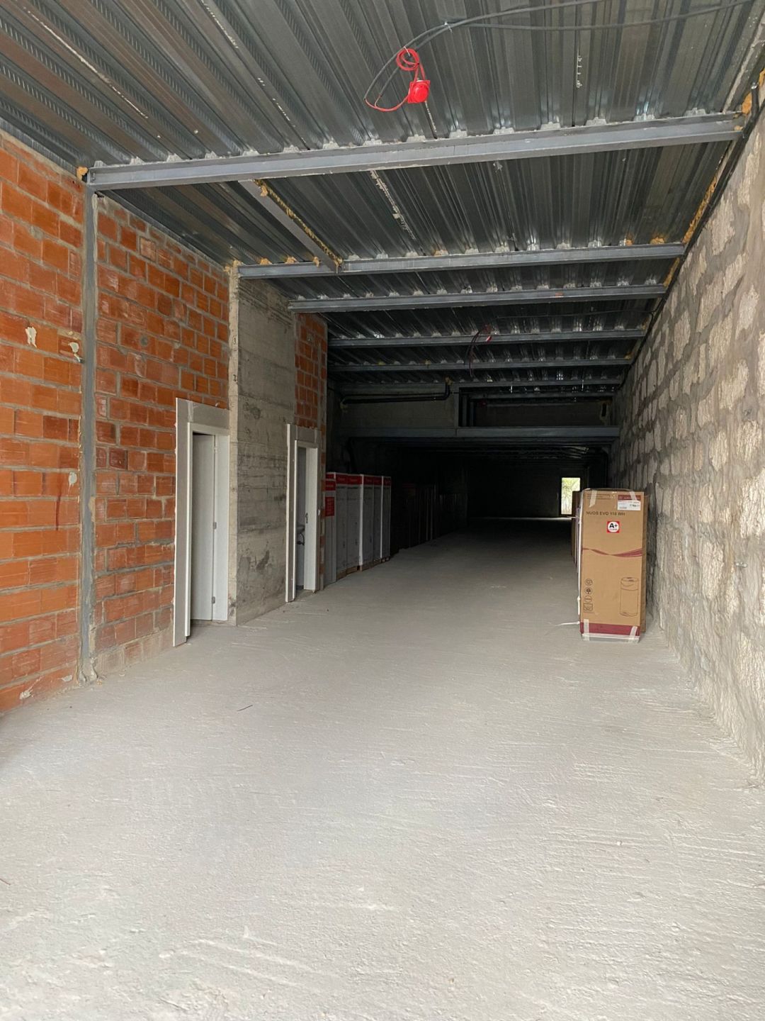 Loja no centro do Porto com 300 m²