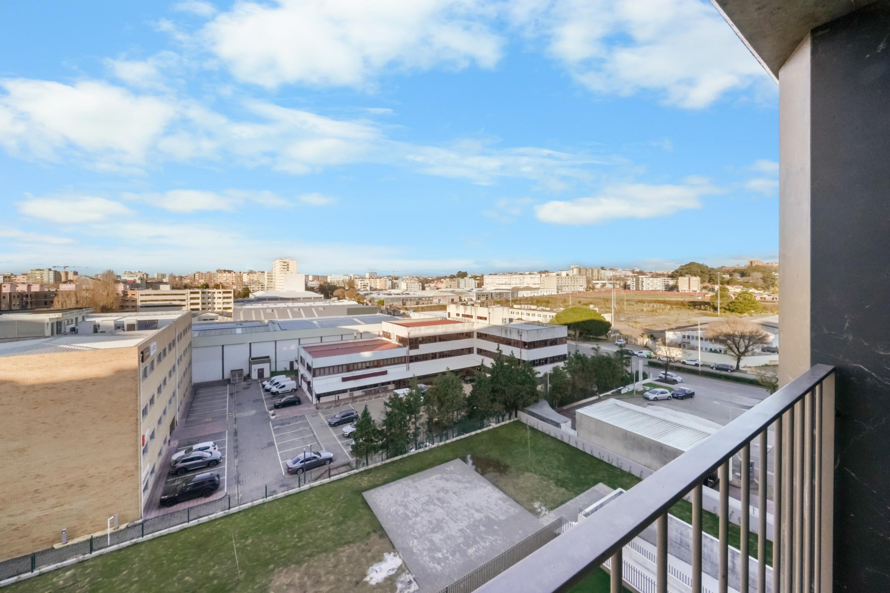 Apartamento nuevo de 2 dormitorios con balcones en Matosinhos Sul