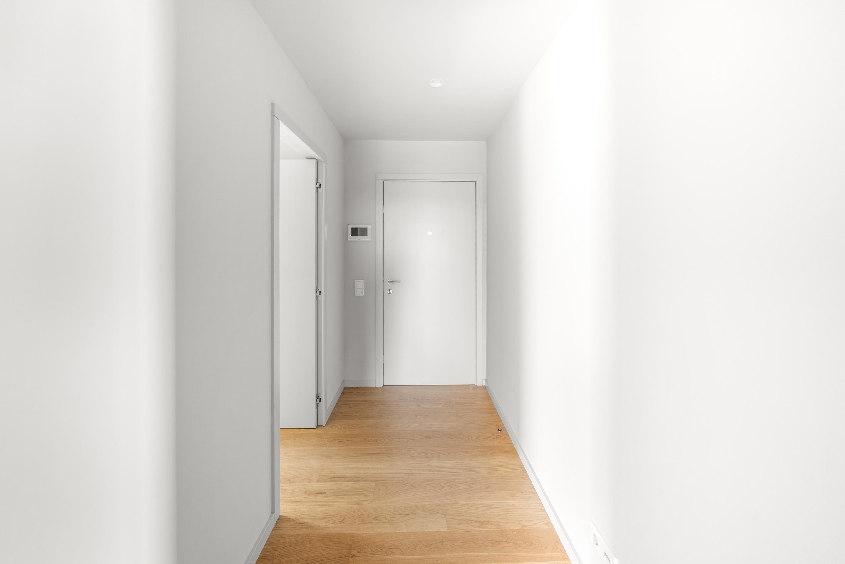 Premium 4-Bedroom Apartment with 2 En-Suite Bathrooms and 24-Hour Security