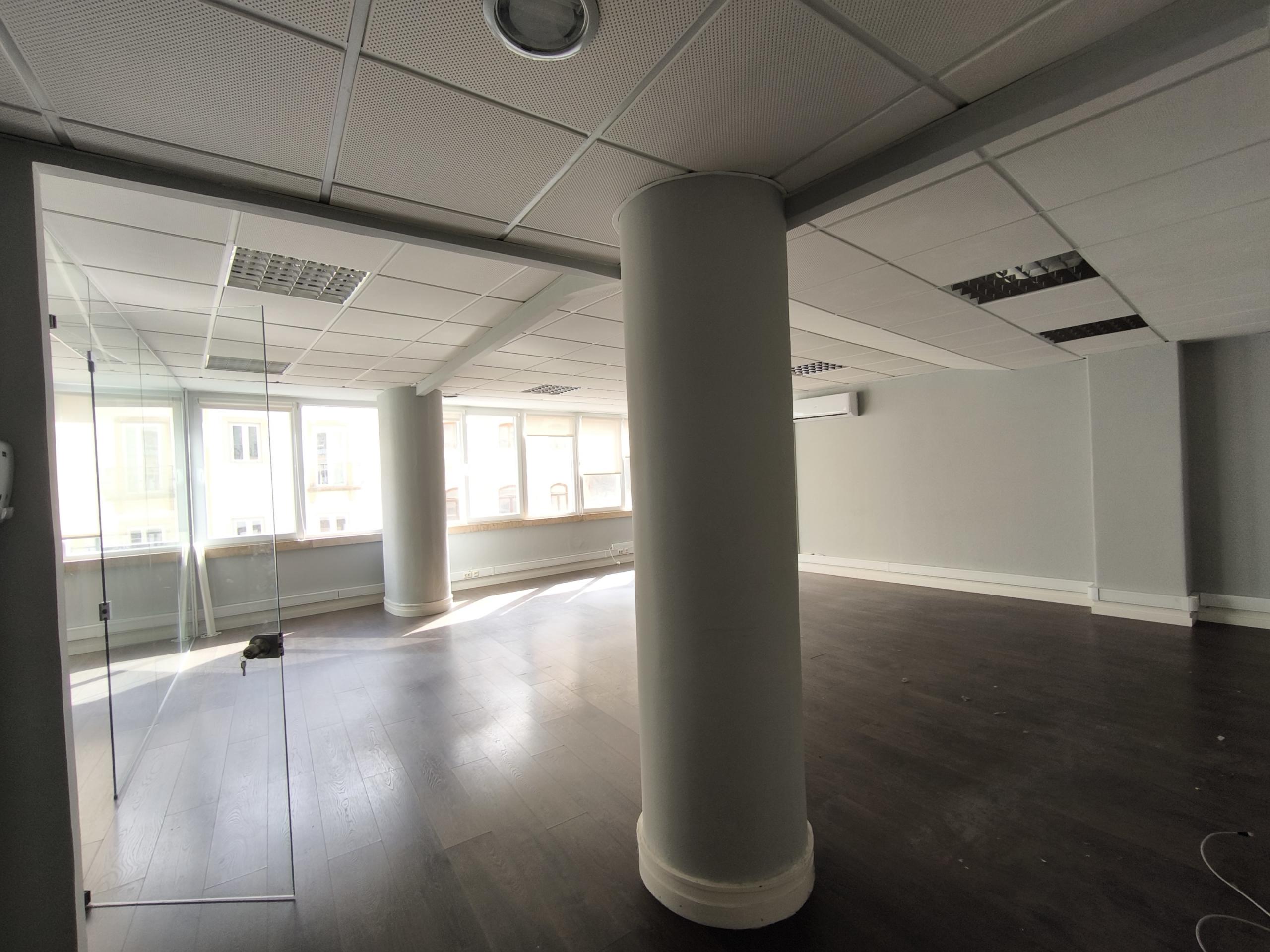 Office in Avenidas Novas – Lisbon