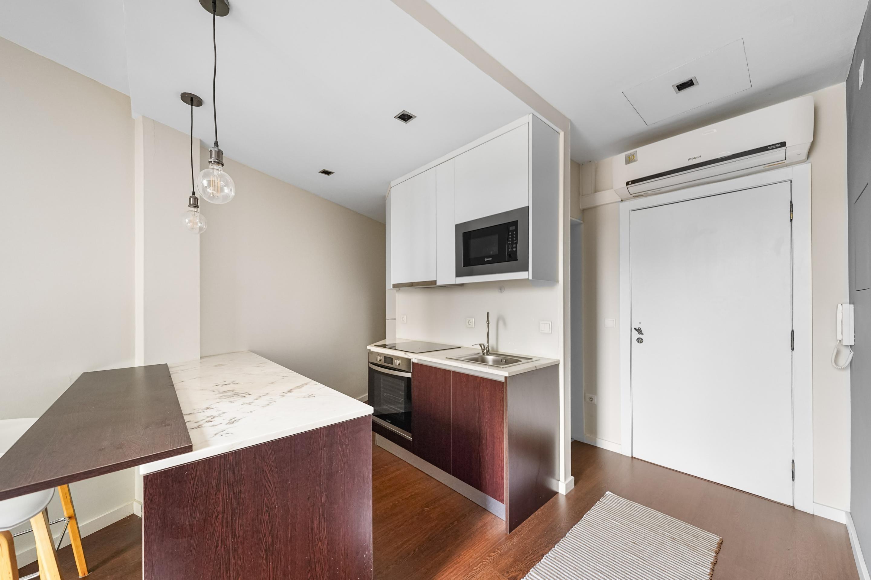 Studio apartment in front of the metro station!
