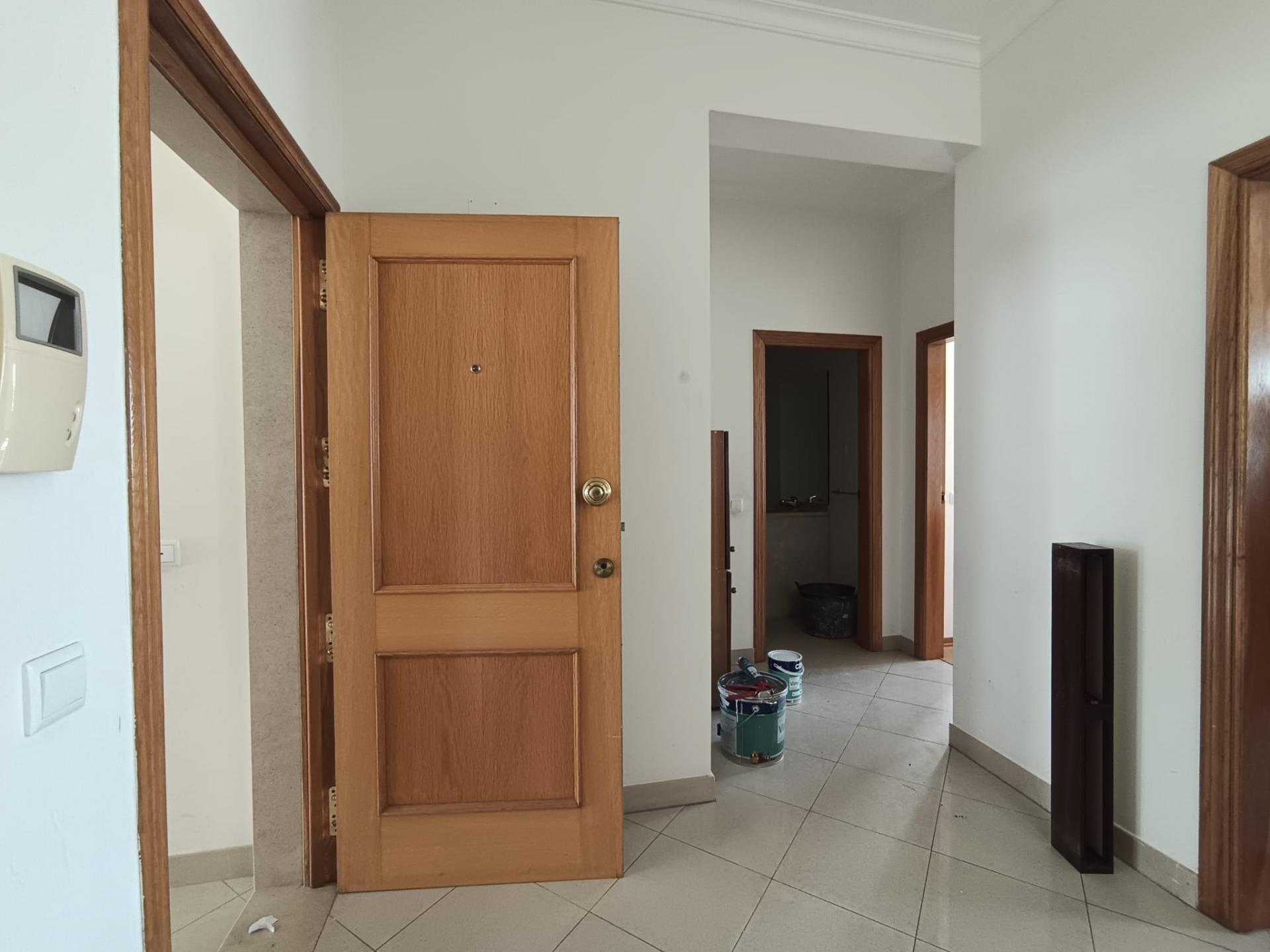 Your Home in the Algarve: 1-Bedroom Apartment with Balcony in Boliqueime