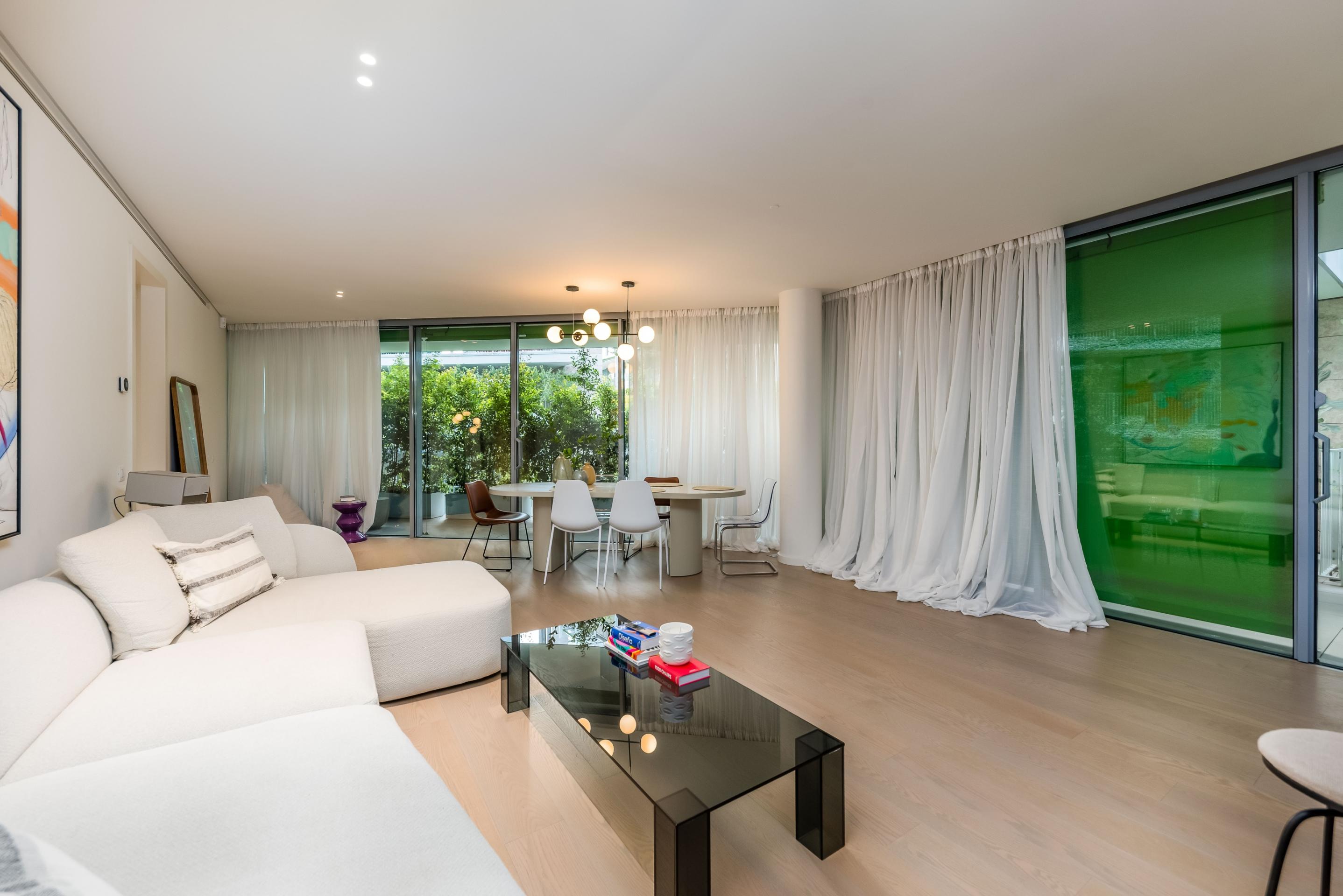 Luxury 3 Bedroom Furnished Apartment in Prata Riverside Village
