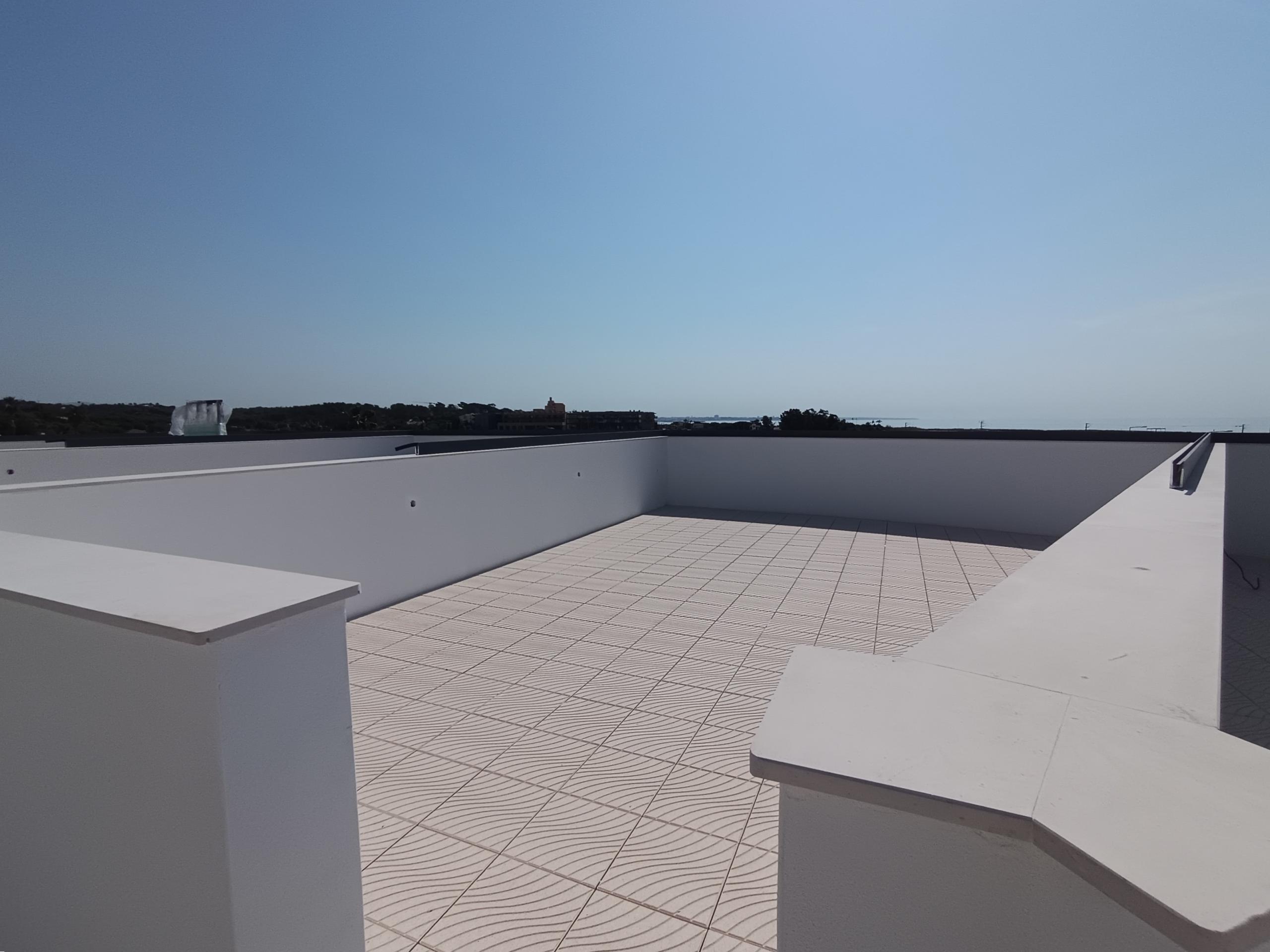 Lujo frente al mar: Apartamento de 2 dormitorios + oficina en Lagos