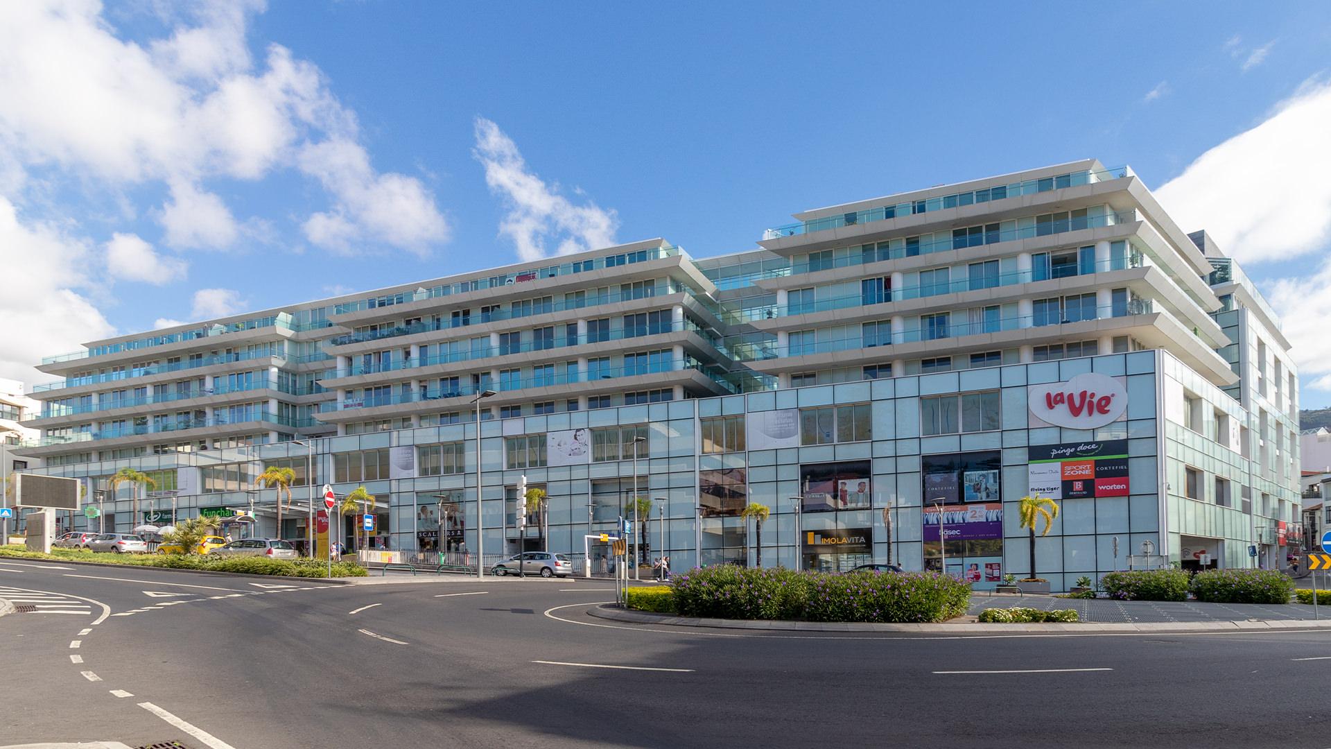 Apartamento T4 no centro de Funchal