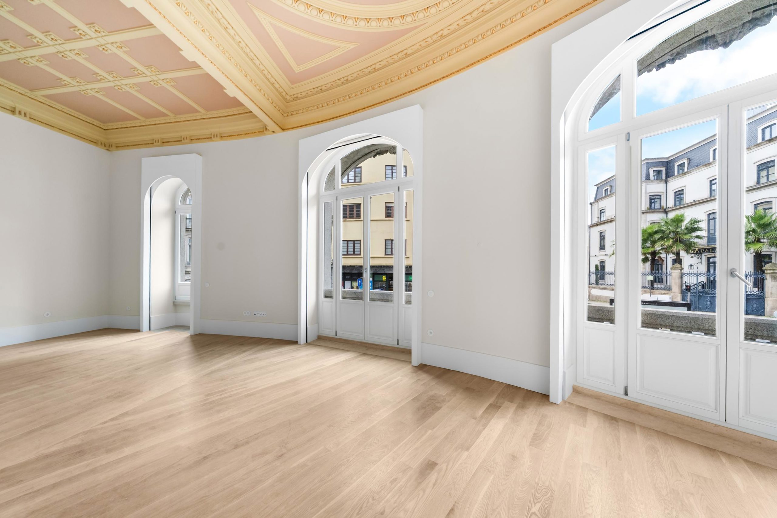 3-bedroom duplex apartment in a luxury building in Porto!