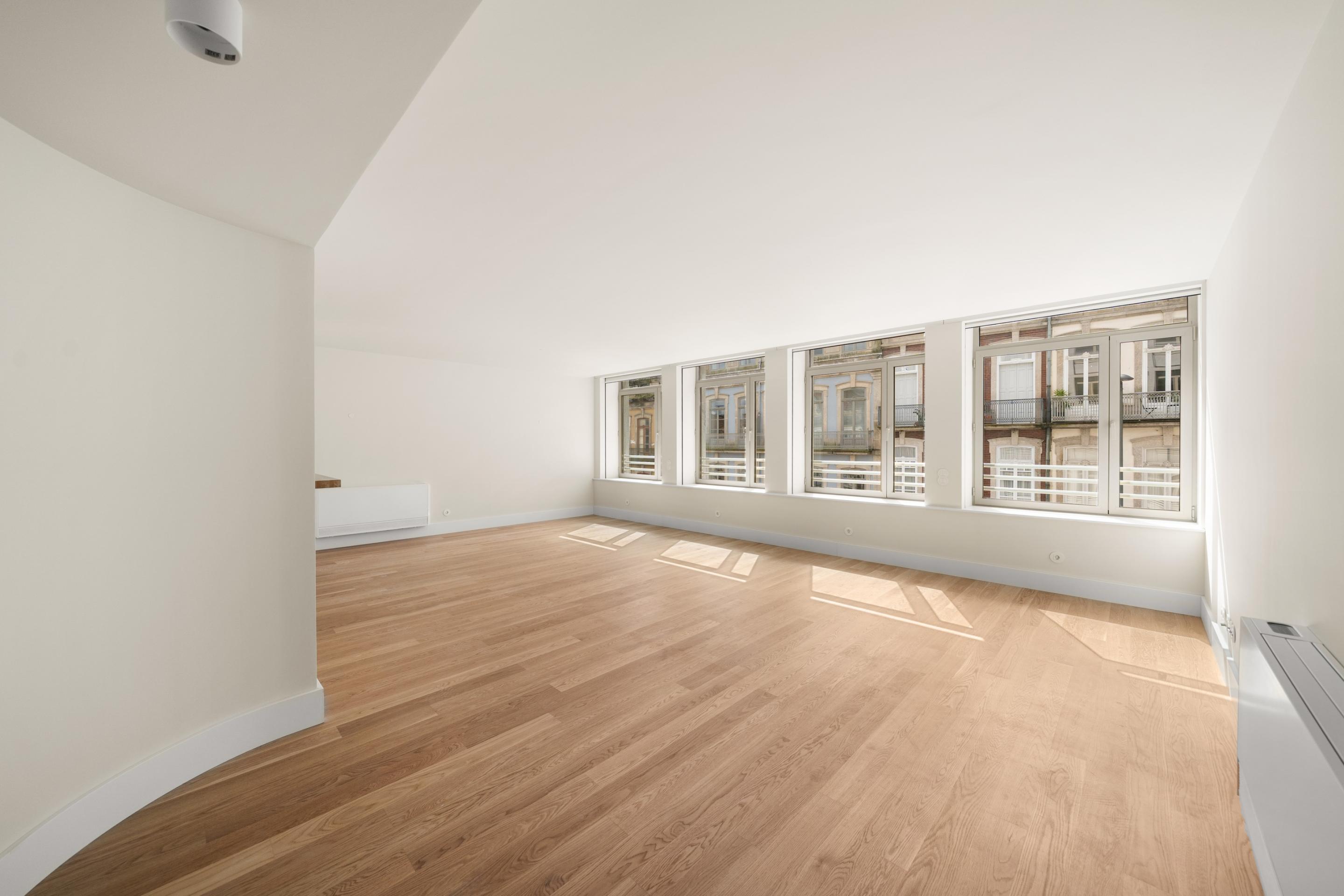 3-bedroom apartment in a luxury building in Porto!