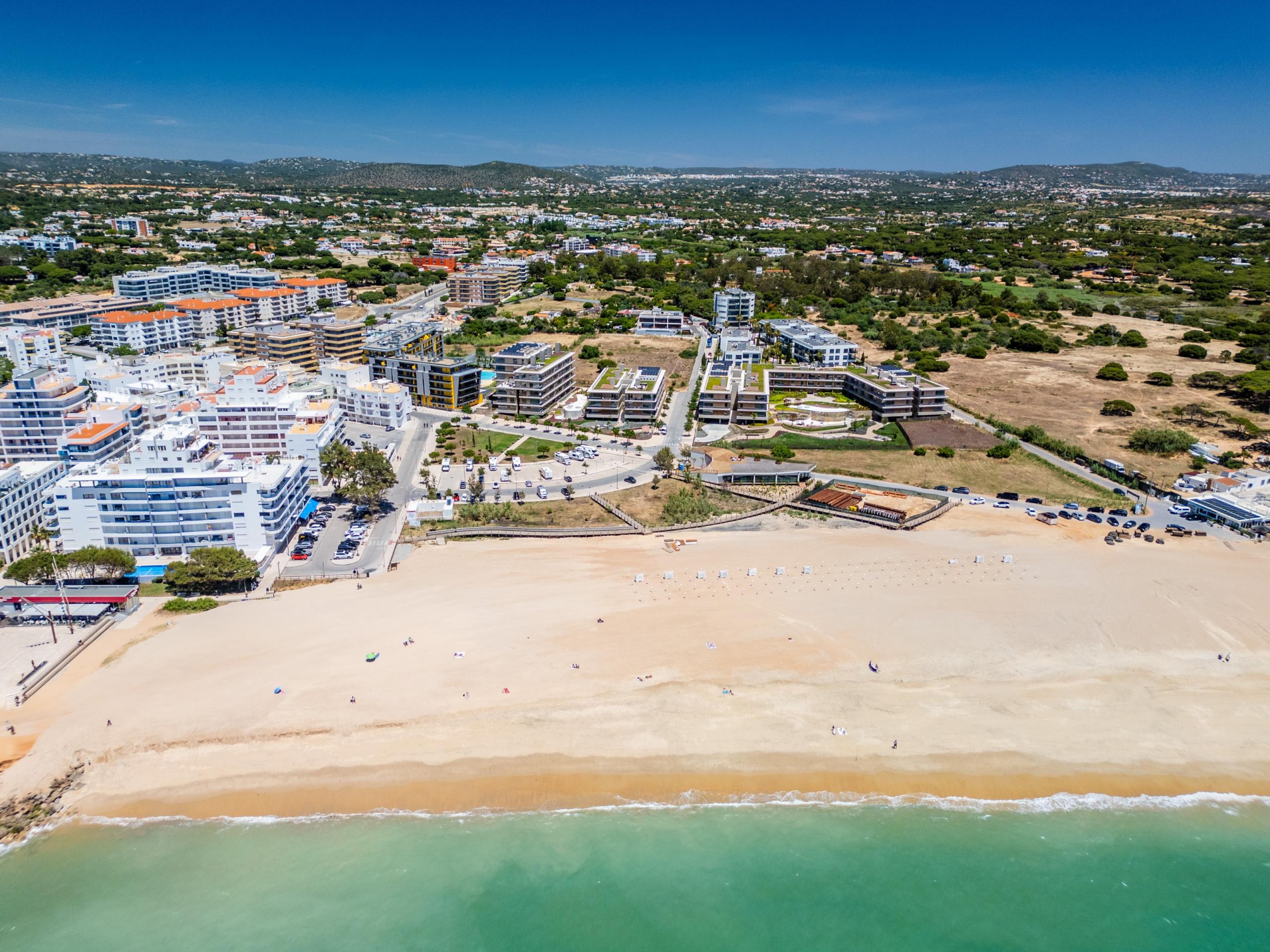 Apartamento T2 de Luxo a 300m do Oceano | Quarteira
