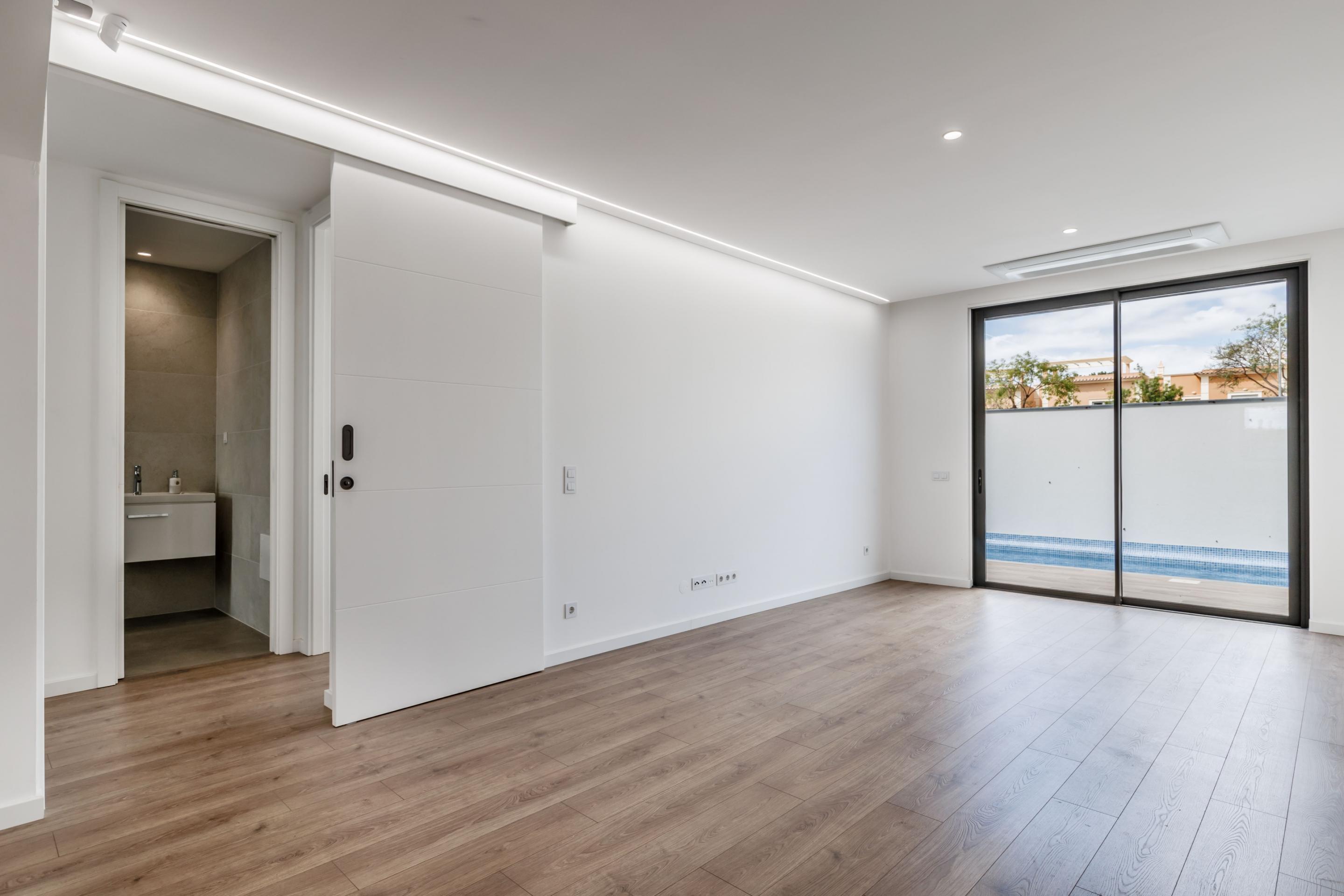 3-Bedroom Villas with Private Pool and Sea View
