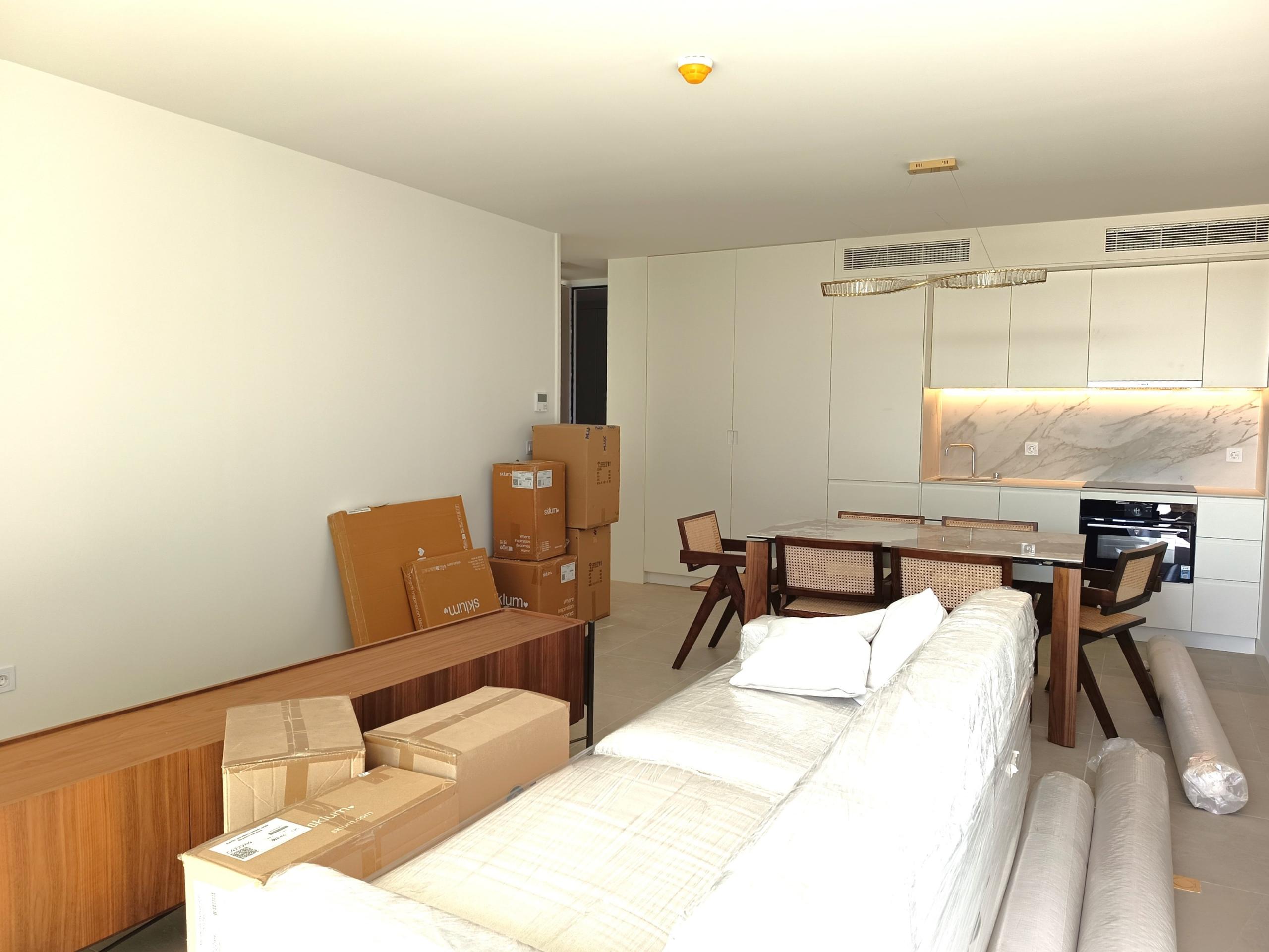 2-Bedroom Apartment with Sea View