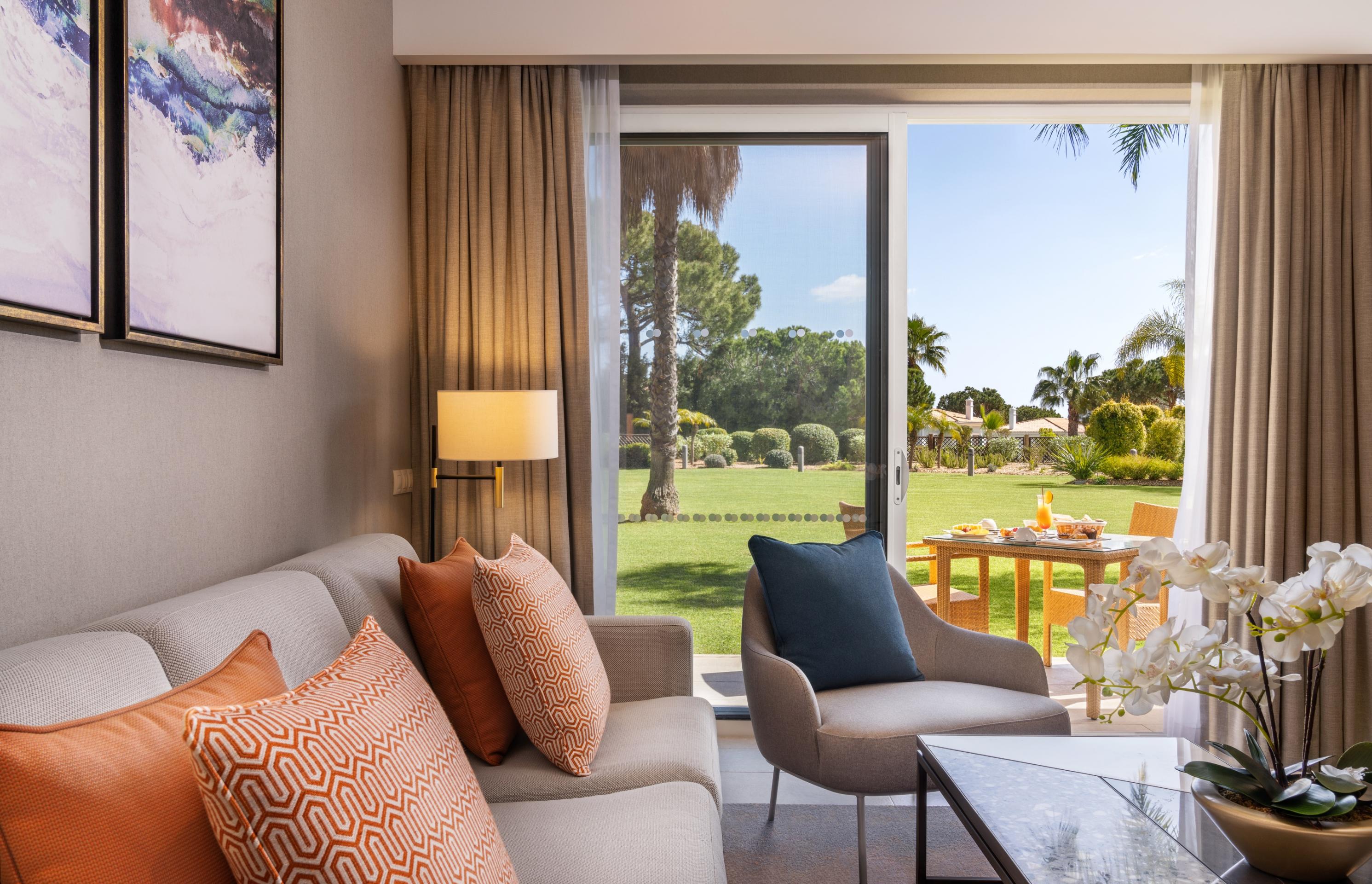 2 bedroom apartment in a luxury complex in Almancil, Loulé!