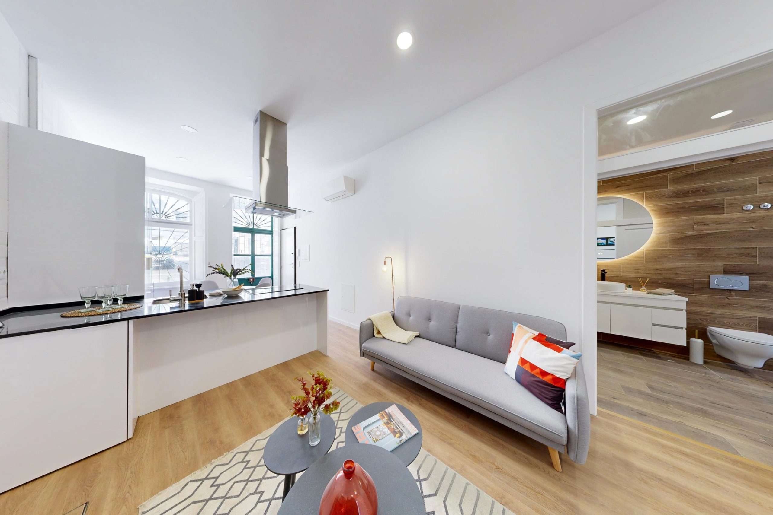 Appartement T0 en cours de rénovation transformé en T2 - Avec exonération du paiement IMT pour les investisseurs