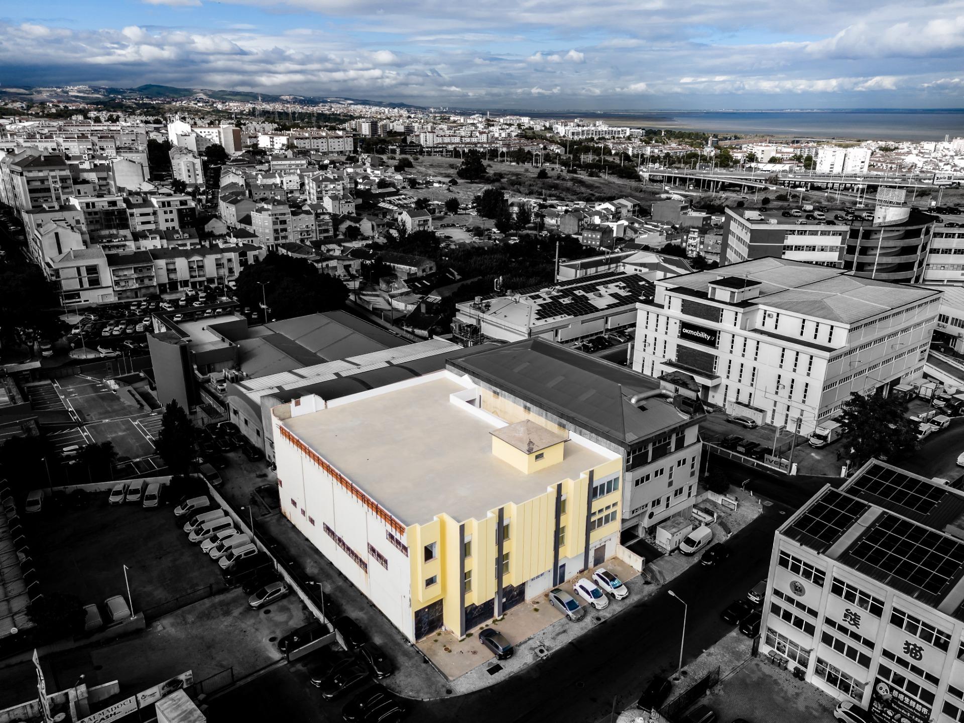 Entrepôt industriel de 5 étages à Prior Velho, Loures