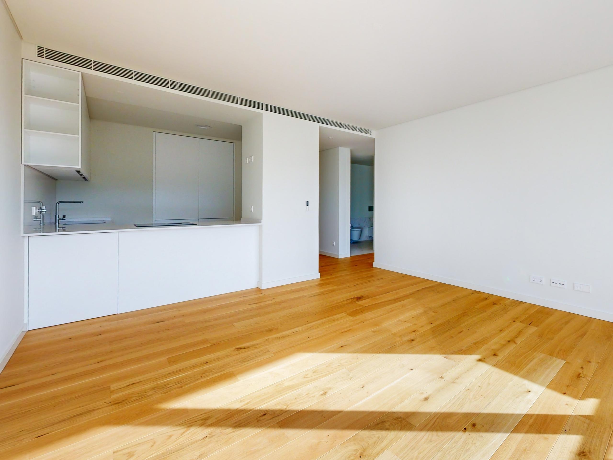 Luxury 1-bedr. apartment in exclusive condominium