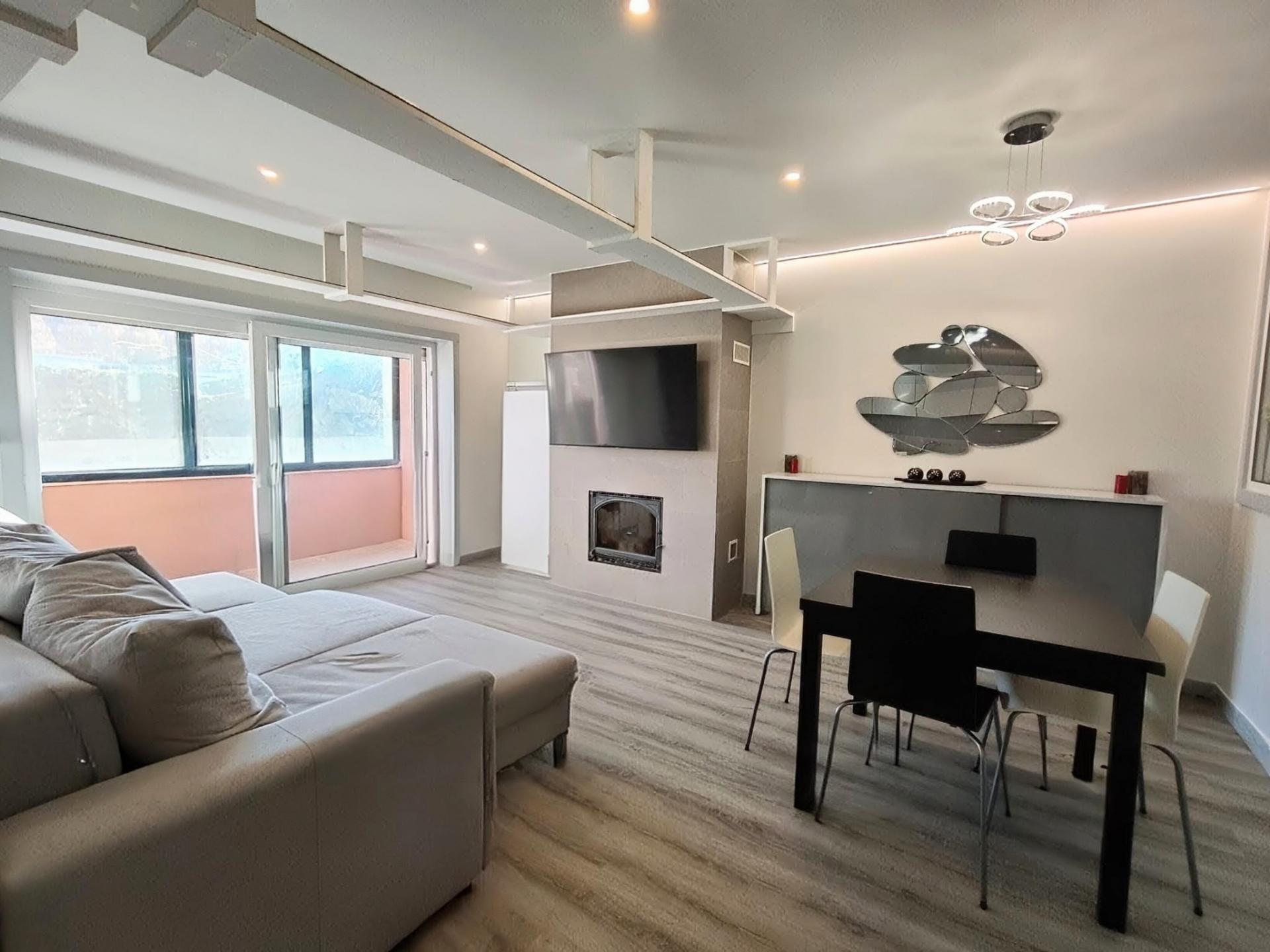 Excellent 2-bedroom apartment with 2 en-suite bathrooms, fully renovated in the center of Gaia