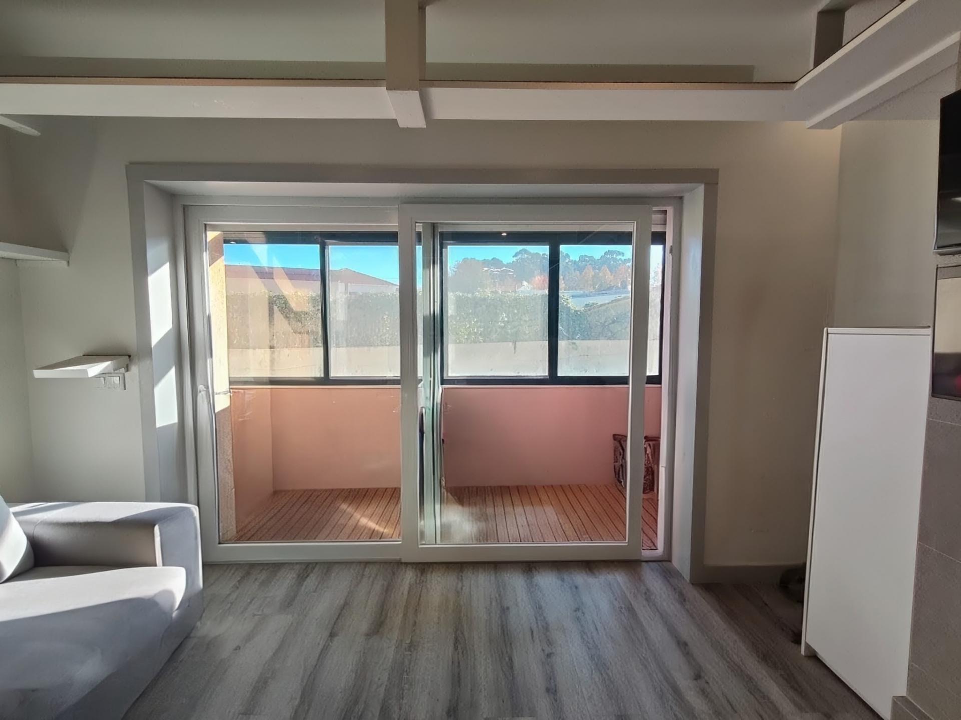 Excellent 2-bedroom apartment with 2 en-suite bathrooms, fully renovated in the center of Gaia