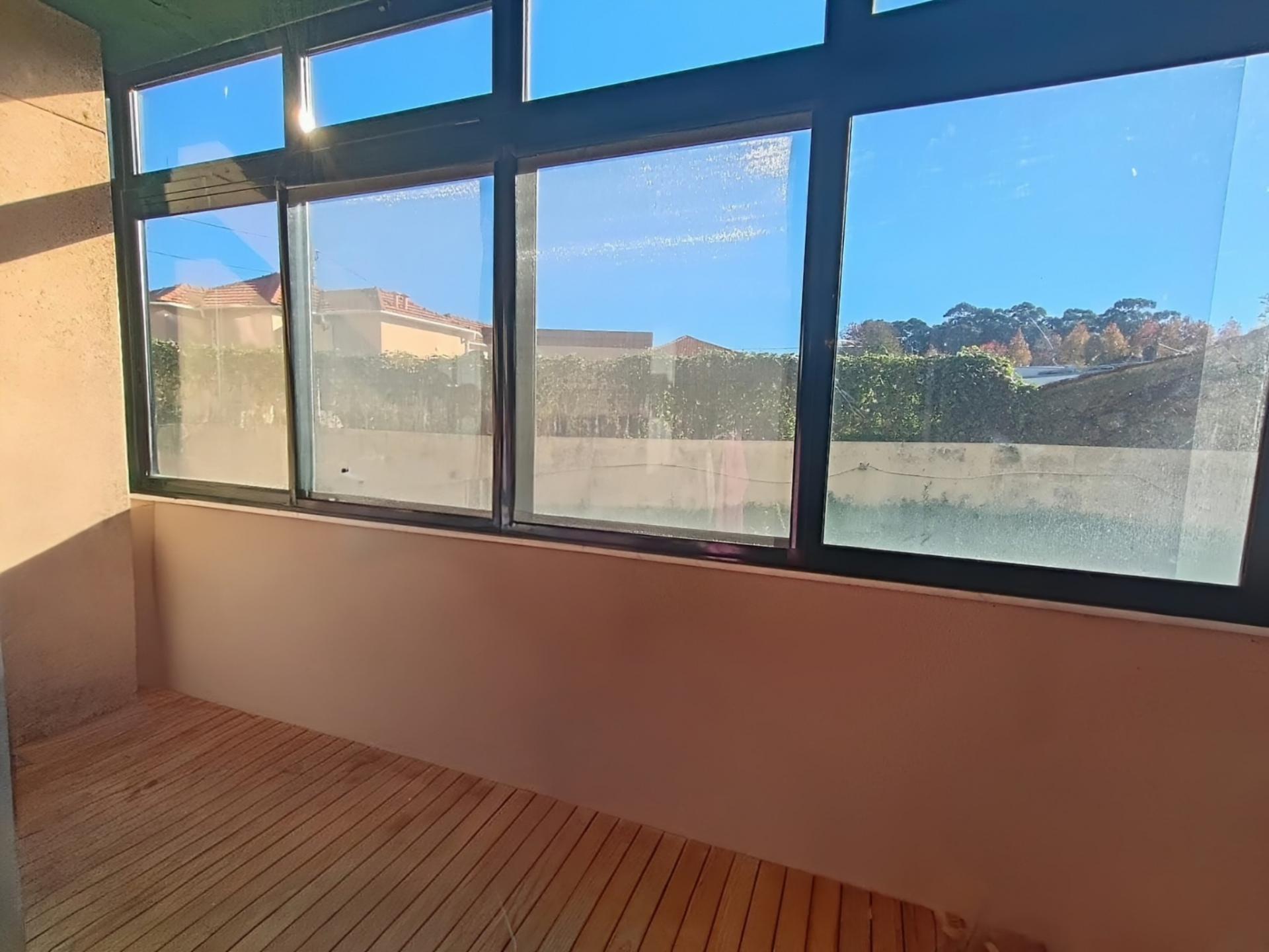 Excellent 2-bedroom apartment with 2 en-suite bathrooms, fully renovated in the center of Gaia