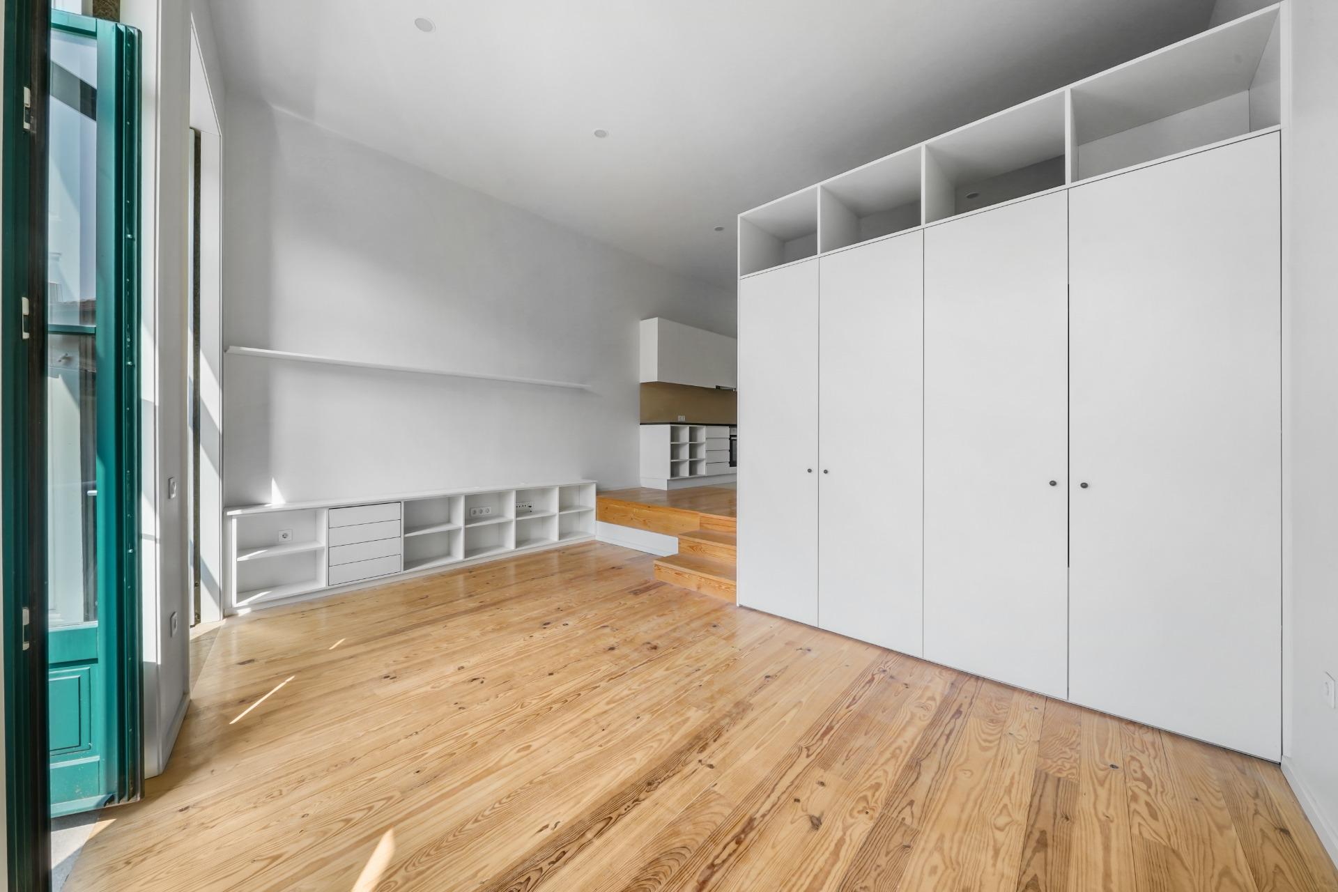 Studio Apartment Ideal for Living or Investing in the Center of Porto