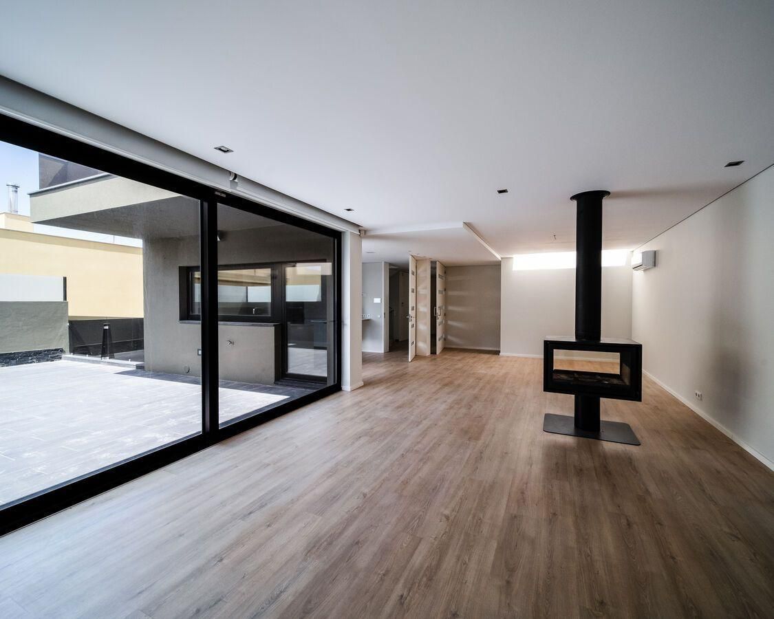 Moderna vivienda de 3 dormitorios con vistas al mar.