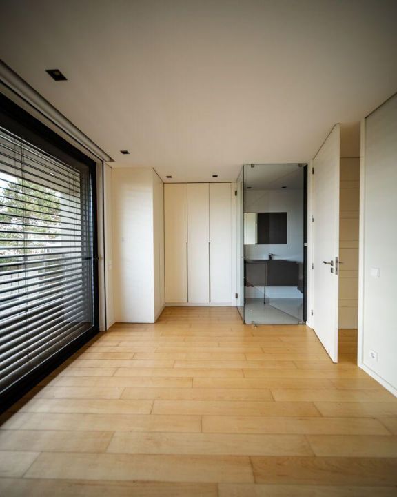 Moderna vivienda de 3 dormitorios con vistas al mar.