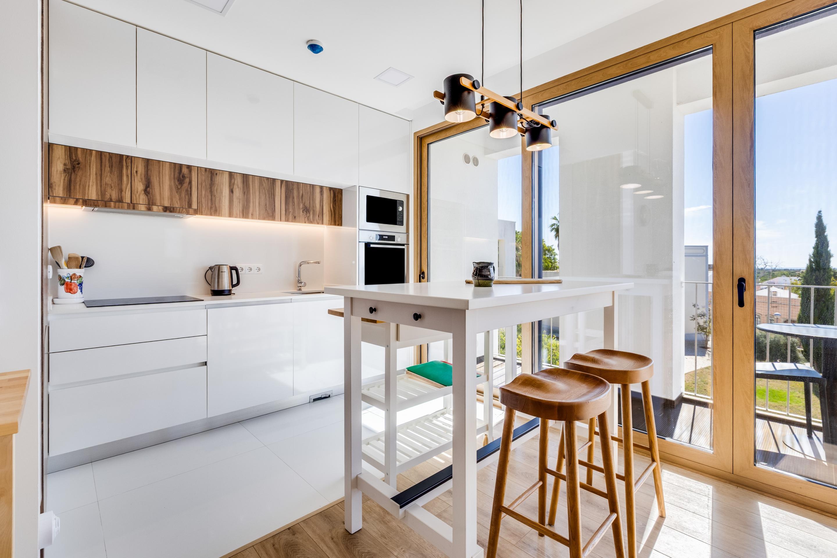 3-Bedroom Penthouse in Moncarapacho: Your Private Haven of Tranquility