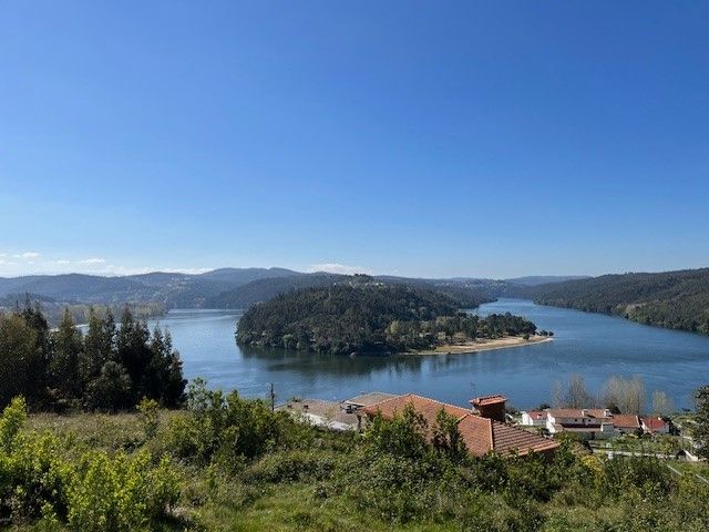 Terreno con vistas privilegiadas sobre el río Duero