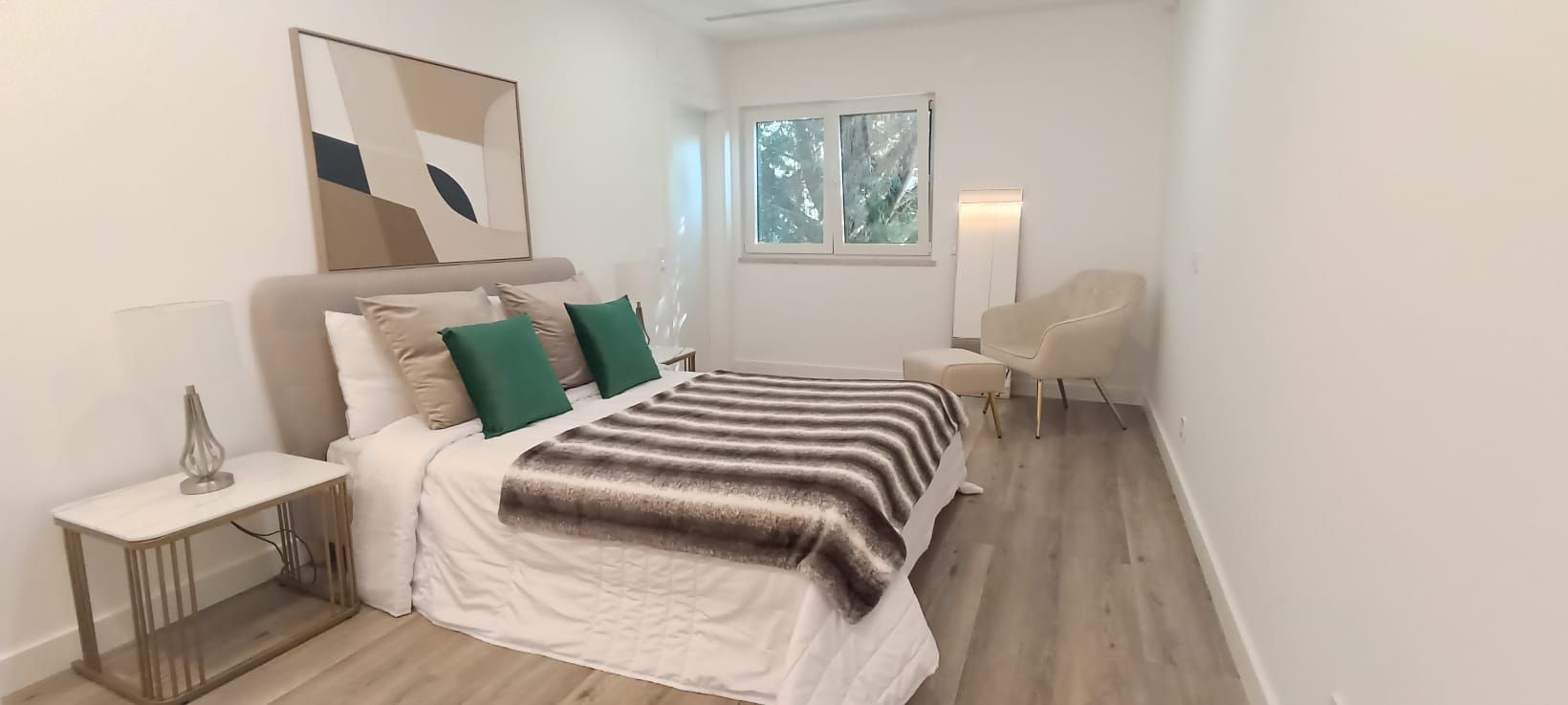 Piso de 3 habitaciones en Benfica - Cerca de servicios y transporte.