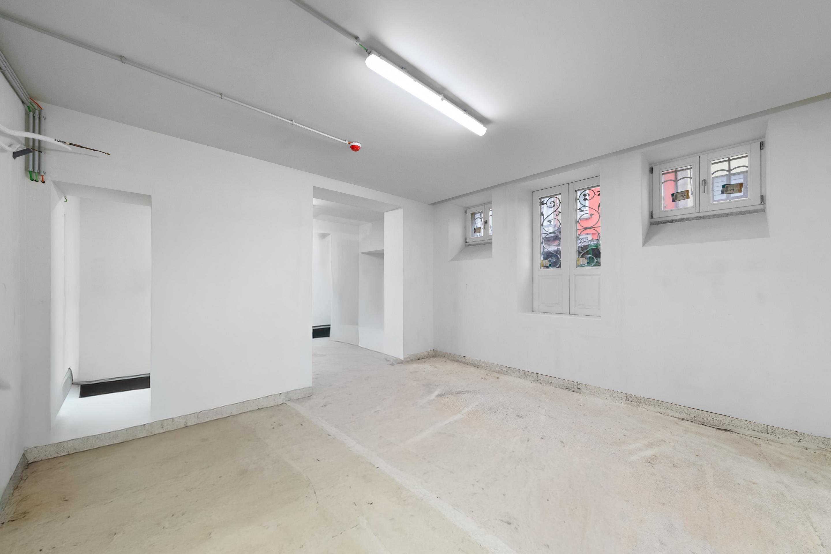Shop of 69.60 m2 in a prime location in Palácio Bijou.