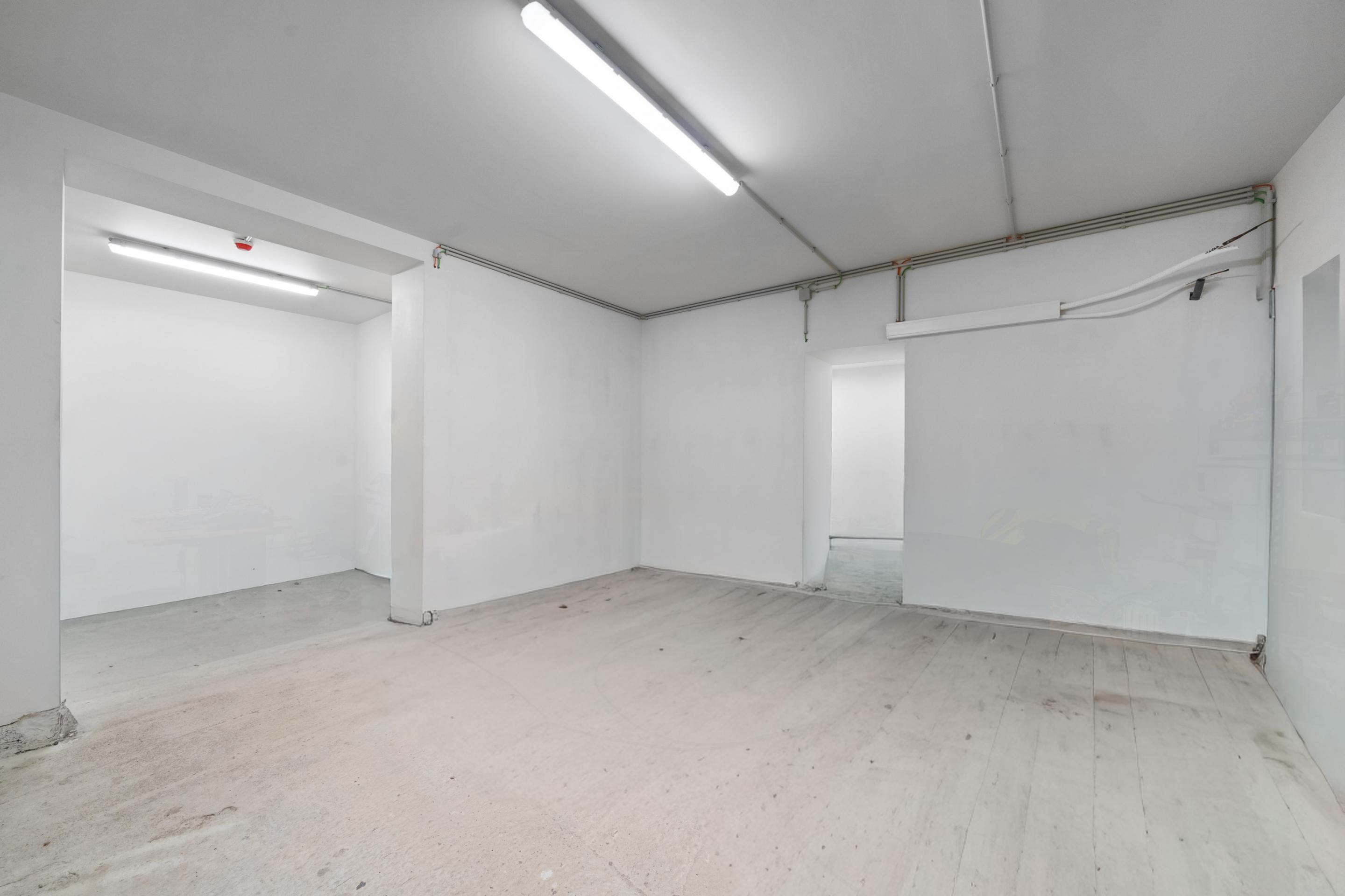 Shop of 69.60 m2 in a prime location in Palácio Bijou.