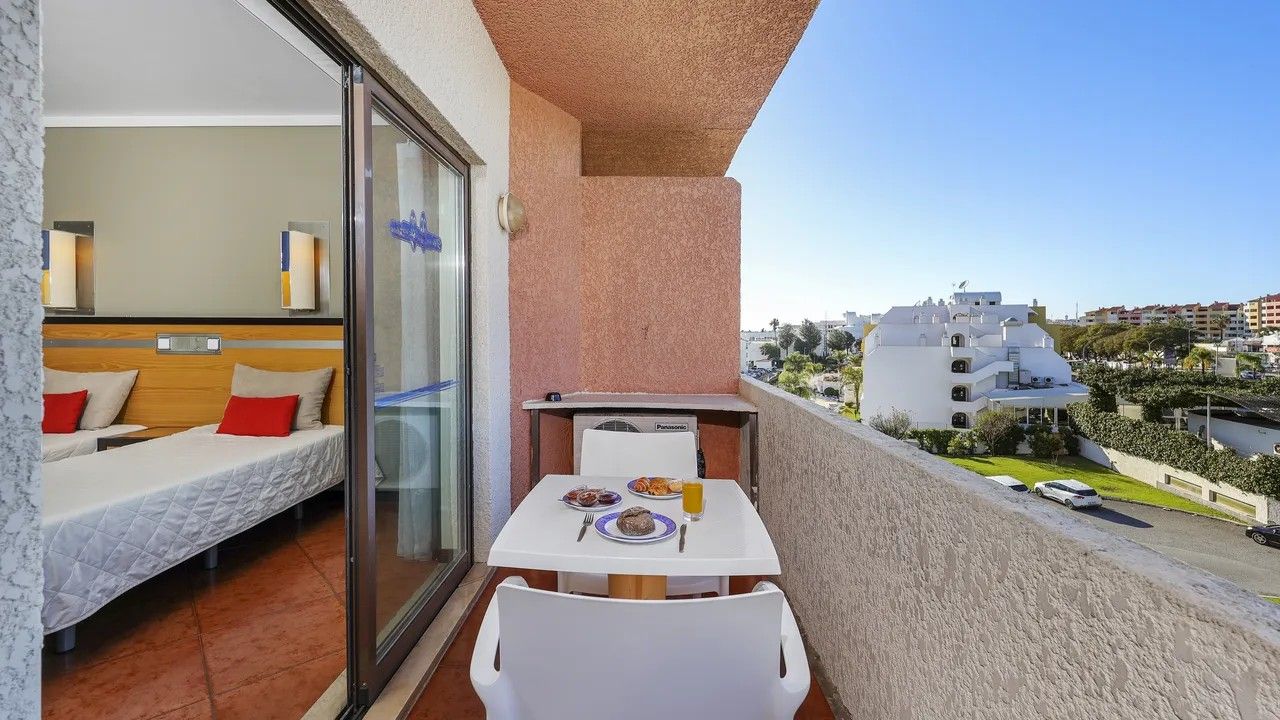 One-Bedroom Apartment in Albufeira at an Unbeatable Price