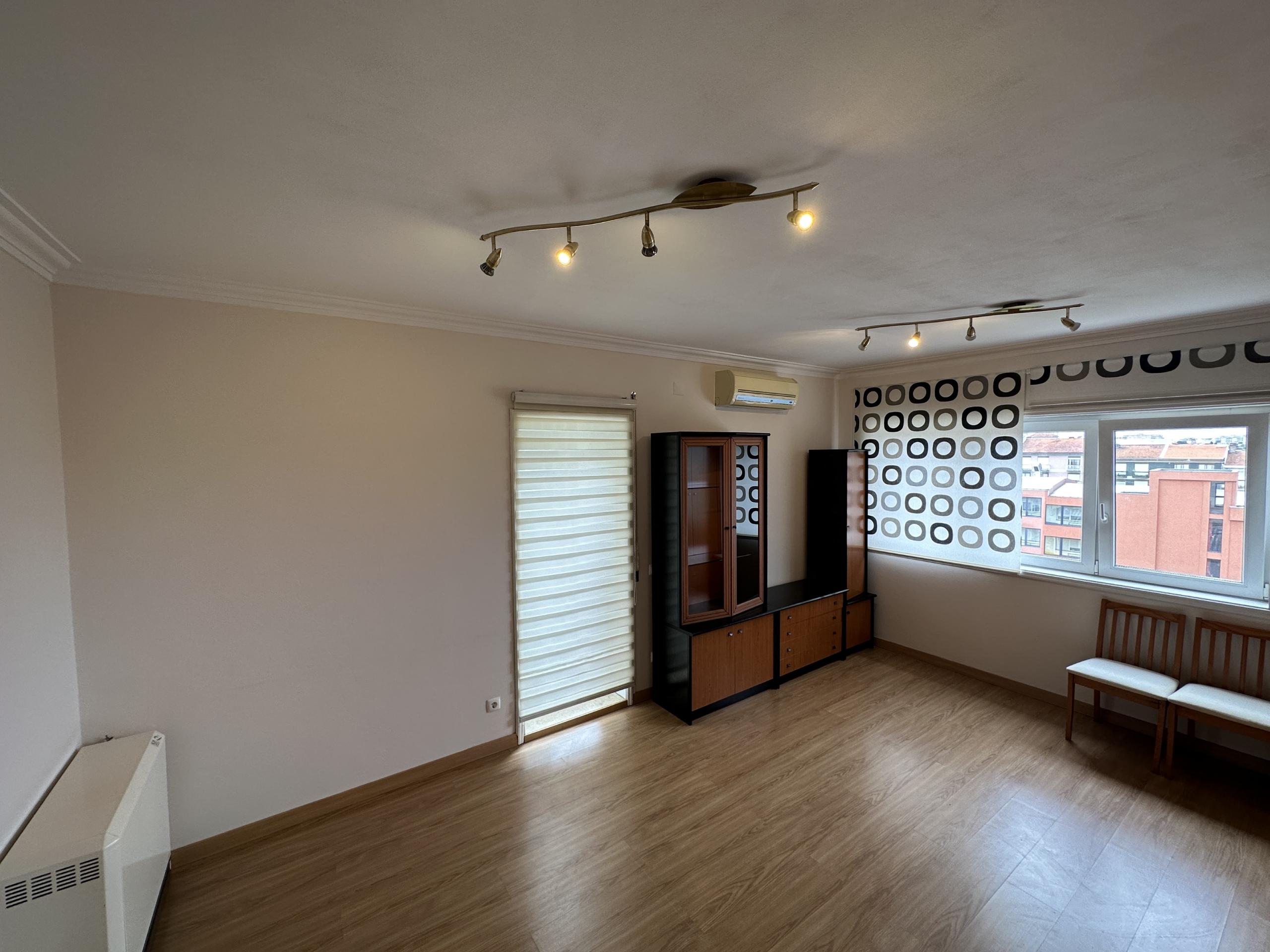 1-Bedroom Apartment for Rent in Vila Nova de Gaia