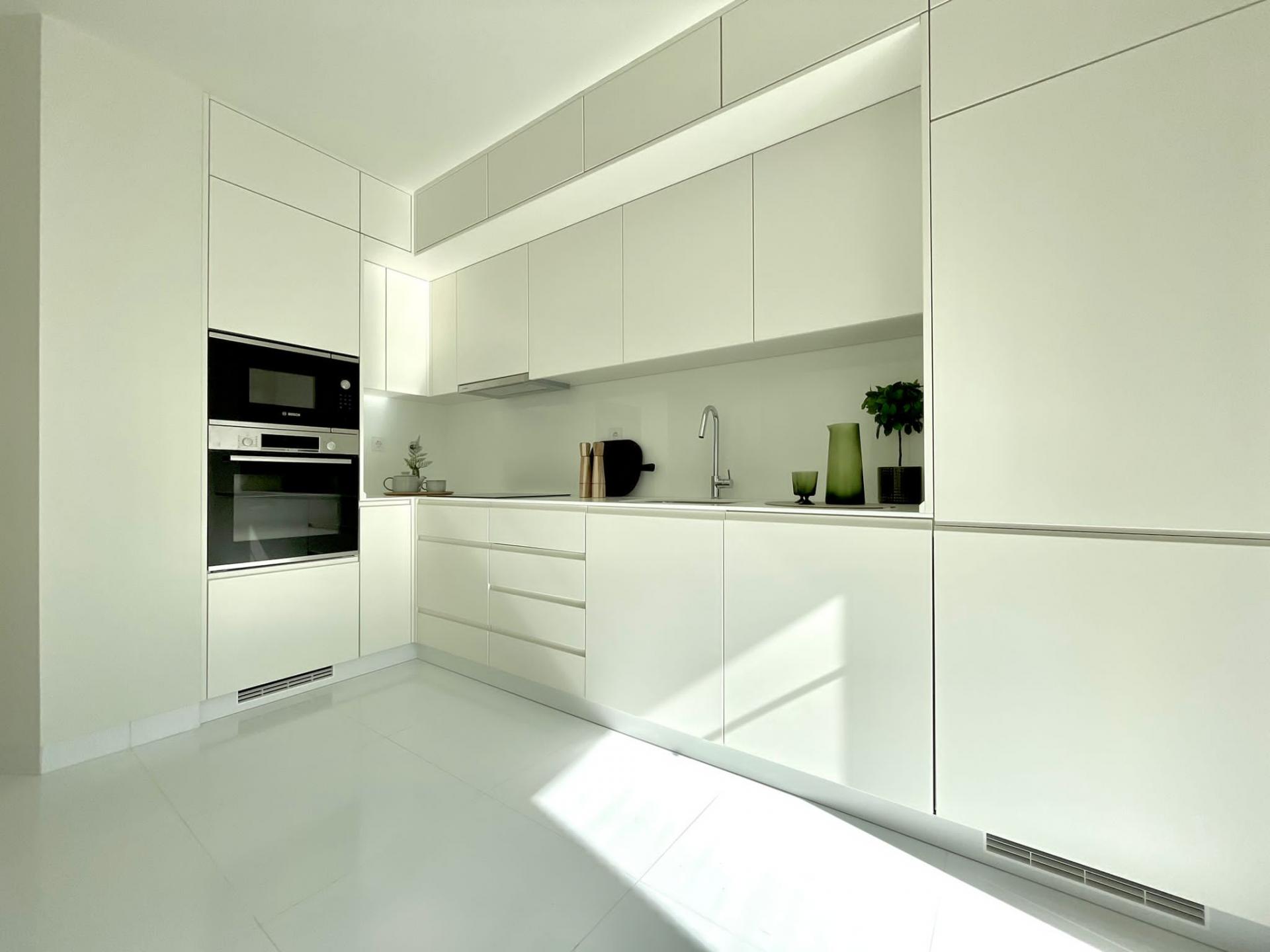 2 bedroom duplex flat in Areeiro