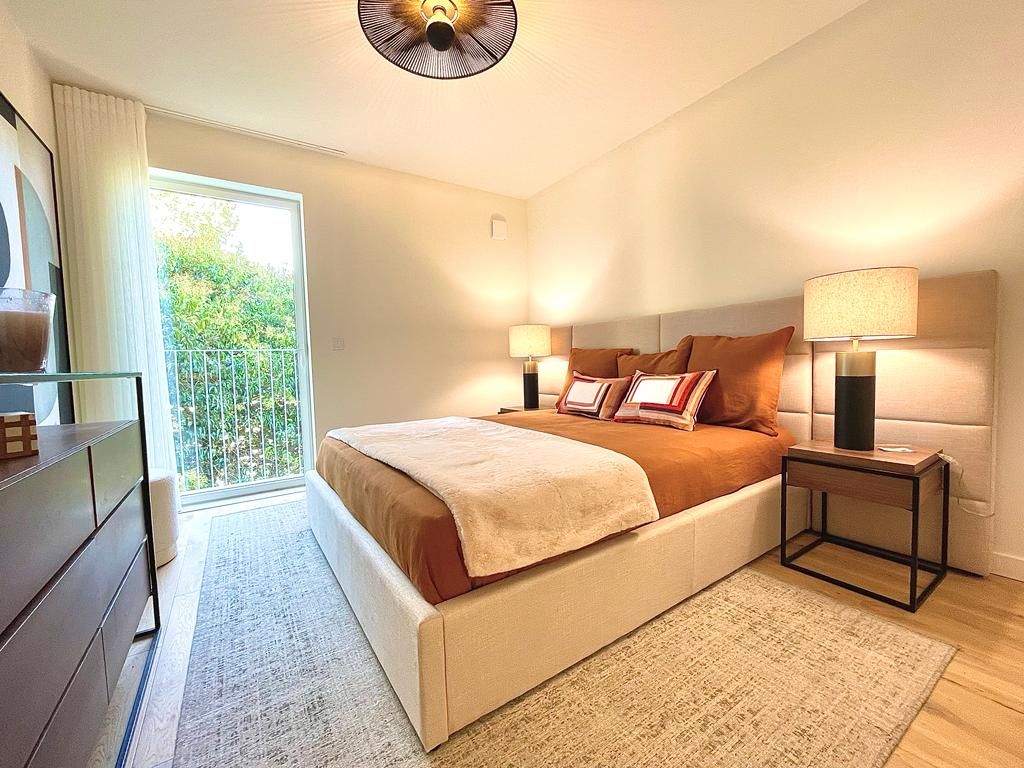 2 bedroom duplex flat in Areeiro