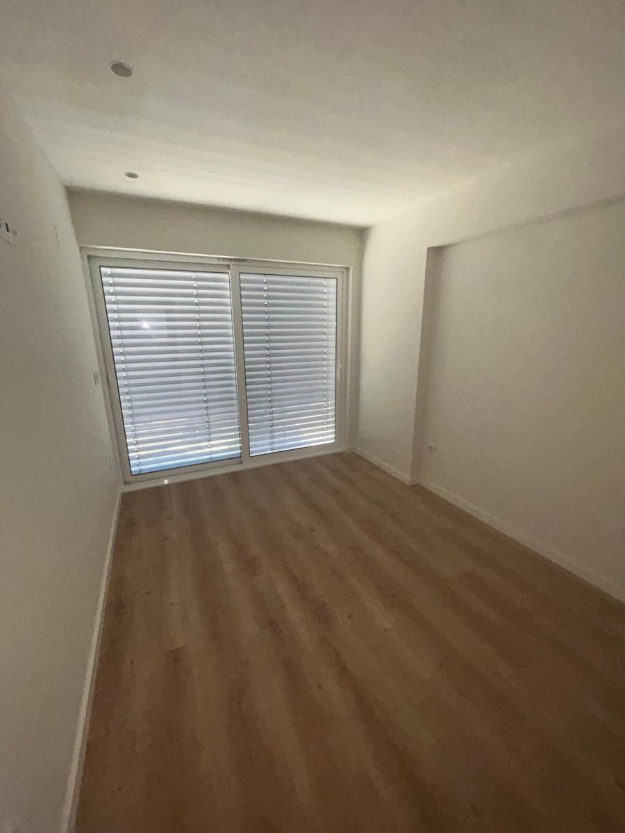 T1+1 Duplex Apartment, just 300 m from Trindade Metro Station!