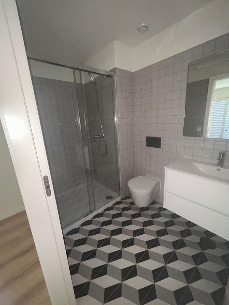 T1+1 Duplex Apartment, just 300 m from Trindade Metro Station!