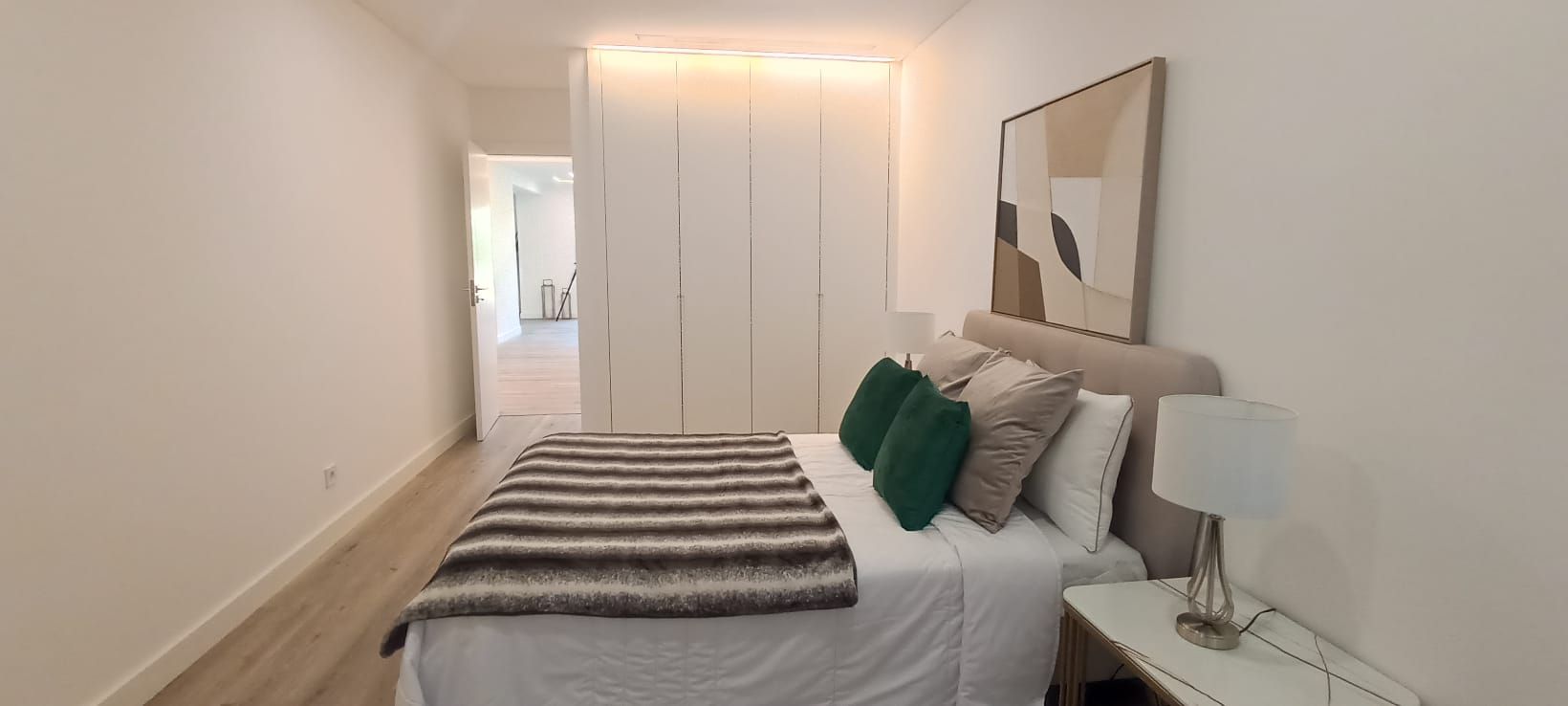 Apartamento de 3 habitaciones en Benfica: comodidad y excelente ubicación en Lisboa.
